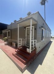 8 Santa Ana 8, Long Beach, CA 90803