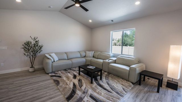 2650 Vicksburg Avenue, Grand Junction, CO 81503