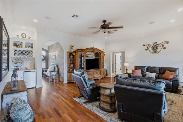 208 Zinfandel Dr Drive, Lake Charles, LA 70611