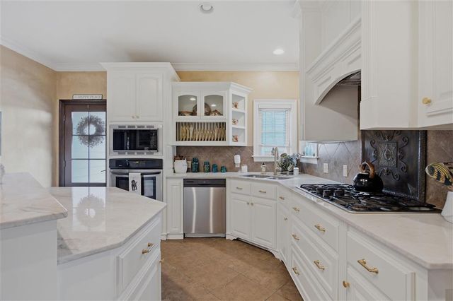 208 Zinfandel Dr Drive, Lake Charles, LA 70611