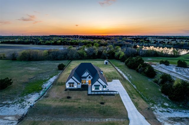 126 Deer Crossing Road, Gunter, TX 75058