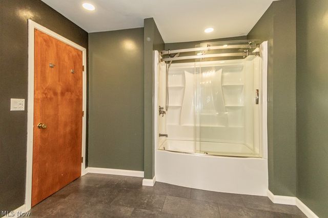 9251 Boyer Lane, Kirtland Hills, OH 44060