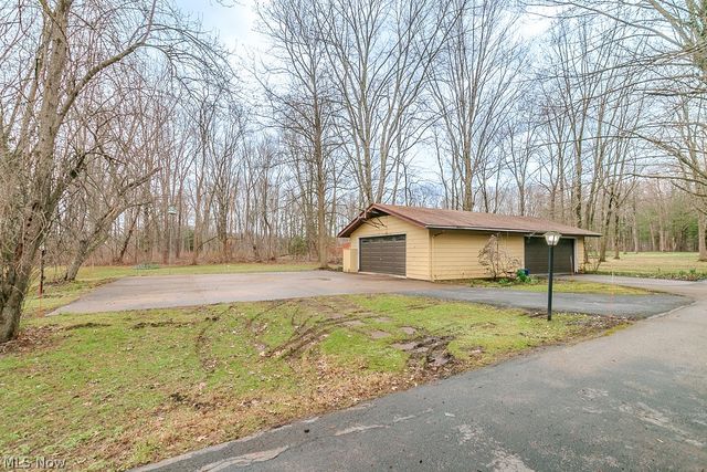 9251 Boyer Lane, Kirtland Hills, OH 44060
