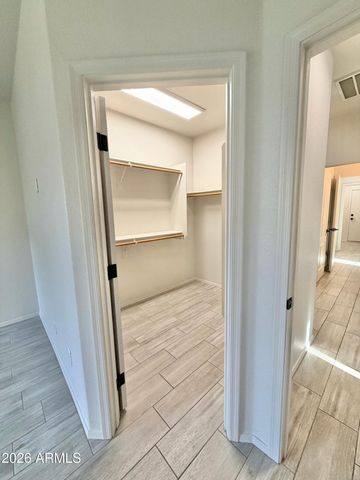 1126 E CAROB Drive, Chandler, AZ 85286