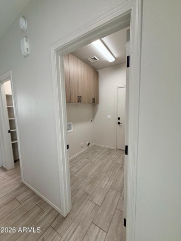 1126 E CAROB Drive, Chandler, AZ 85286