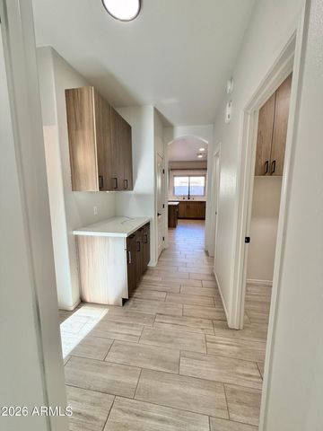 1126 E CAROB Drive, Chandler, AZ 85286