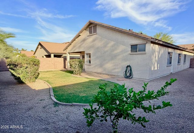 1126 E CAROB Drive, Chandler, AZ 85286