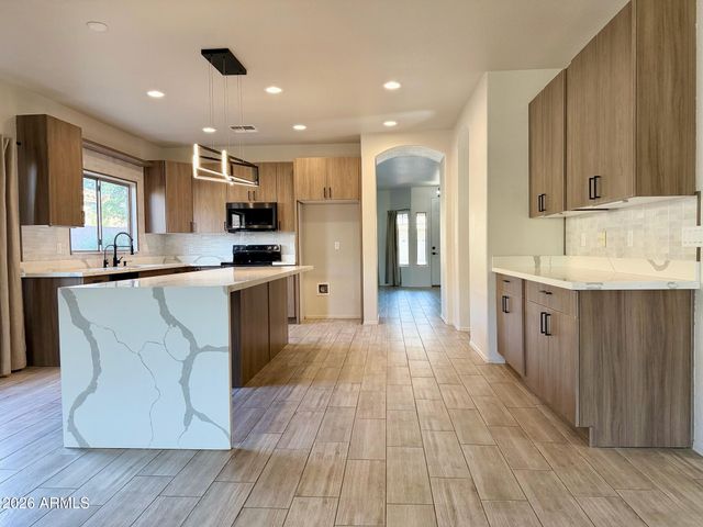 1126 E CAROB Drive, Chandler, AZ 85286