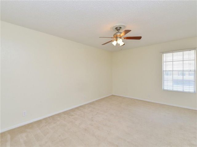 910 Duncan LN 13, Austin, TX 78705