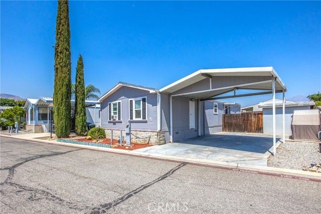 7717 Church 95, Highland, CA 92346