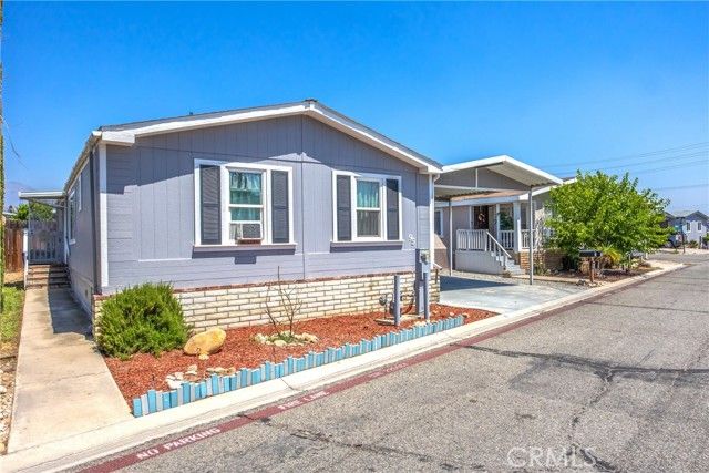 7717 Church 95, Highland, CA 92346