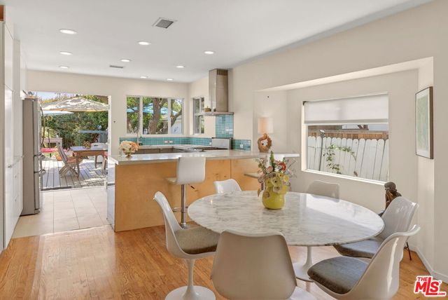 2746 Stoner Avenue, Los Angeles, CA 90064