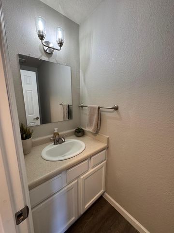 2948 Quail Pointe Drive NW, Albuquerque, NM 87120