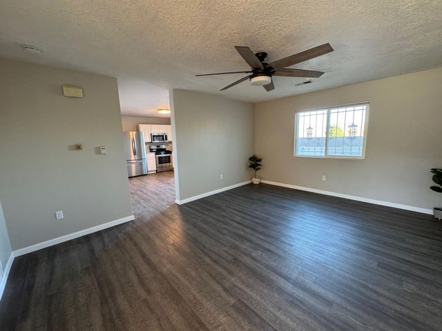 2948 Quail Pointe Drive NW, Albuquerque, NM 87120