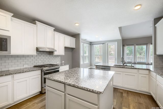 647 Mission Hill Run, New Braunfels, TX 78132