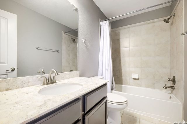 647 Mission Hill Run, New Braunfels, TX 78132