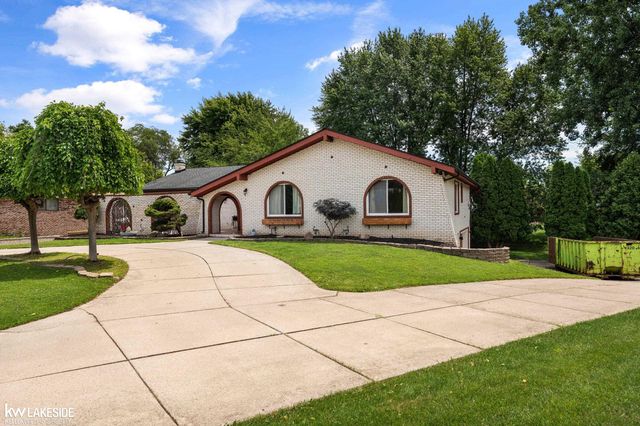 37632 Joanne Drive, Clinton Twp, MI 48036