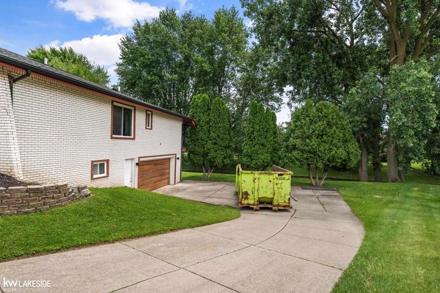37632 Joanne Drive, Clinton Twp, MI 48036