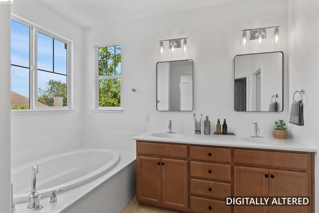 Image 22 of property listing at 60 Narcissus Ct, Oakley, CA 94561