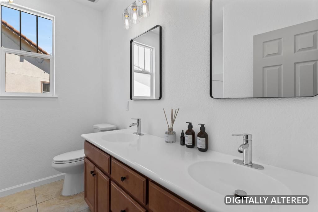 Image 27 of property listing at 60 Narcissus Ct, Oakley, CA 94561