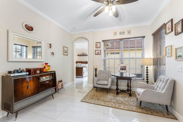 5827 Via De La Plata Circle, Delray Beach, FL 33484