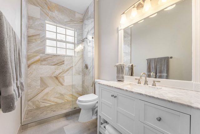 5827 Via De La Plata Circle, Delray Beach, FL 33484