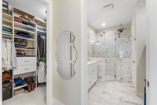 5827 Via De La Plata Circle, Delray Beach, FL 33484