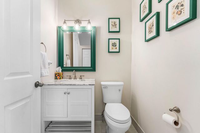 5827 Via De La Plata Circle, Delray Beach, FL 33484