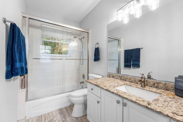 5827 Via De La Plata Circle, Delray Beach, FL 33484