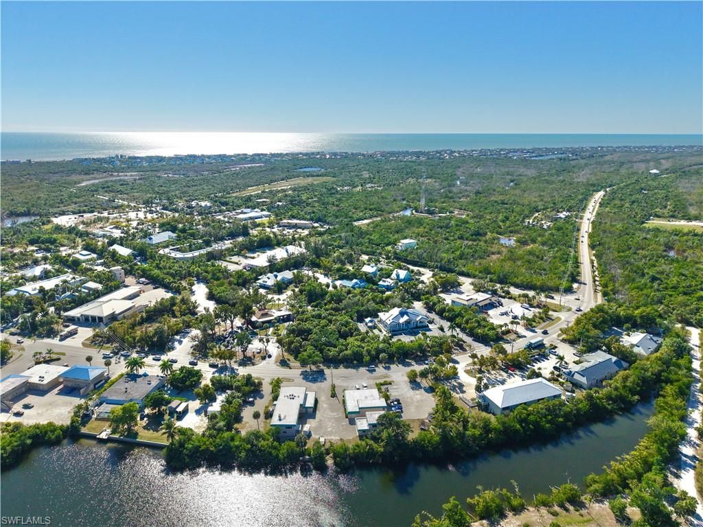 2430 Palm Ridge RD 2426, SANIBEL, FL 33957 — exterior