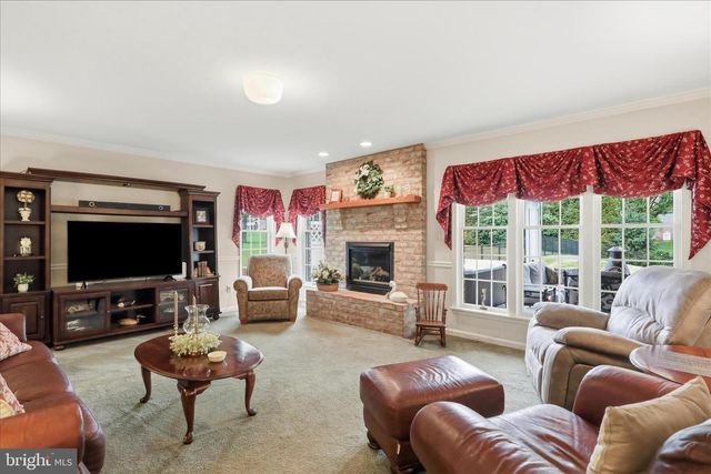 1381 GARMAN DRIVE, Chambersburg, PA 17202