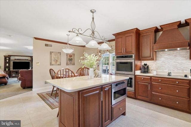 1381 GARMAN DRIVE, Chambersburg, PA 17202