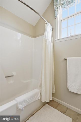 1381 GARMAN DRIVE, Chambersburg, PA 17202