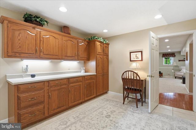 1381 GARMAN DRIVE, Chambersburg, PA 17202