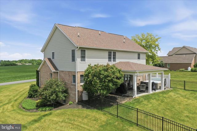 1381 GARMAN DRIVE, Chambersburg, PA 17202