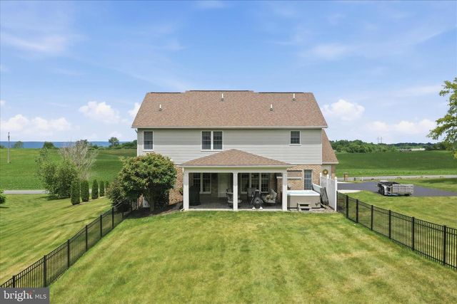 1381 GARMAN DRIVE, Chambersburg, PA 17202