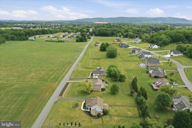 1381 GARMAN DRIVE, Chambersburg, PA 17202