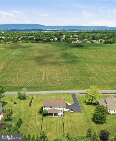 1381 GARMAN DRIVE, Chambersburg, PA 17202