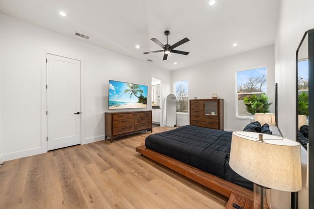1101 Martinique Avenue, Dallas, TX 75223