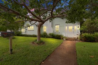 702 N Swinton Avenue, Delray Beach, FL 33444