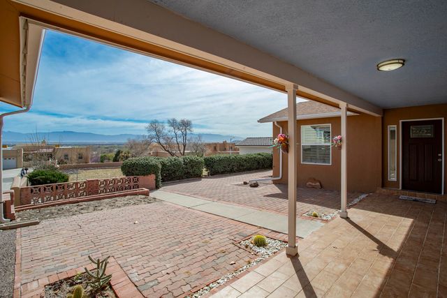 1110 Valley View Drive SW, Los Lunas, NM 87031