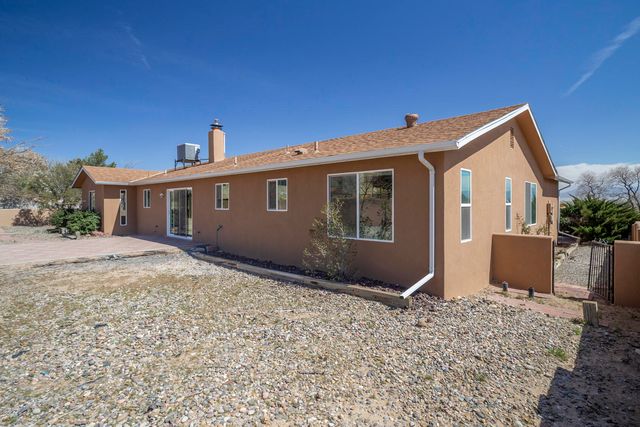 1110 Valley View Drive SW, Los Lunas, NM 87031