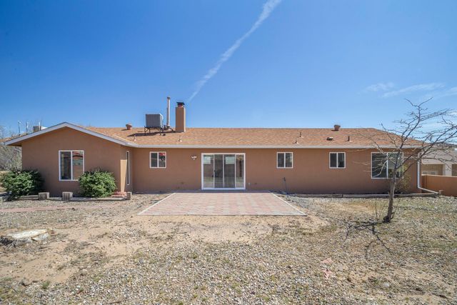 1110 Valley View Drive SW, Los Lunas, NM 87031