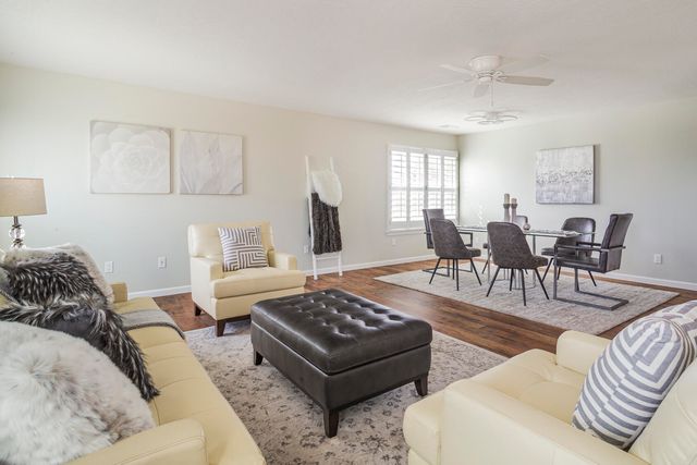 1110 Valley View Drive SW, Los Lunas, NM 87031