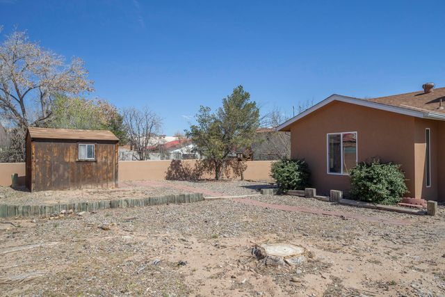 1110 Valley View Drive SW, Los Lunas, NM 87031