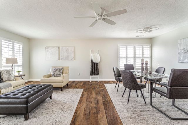 1110 Valley View Drive SW, Los Lunas, NM 87031