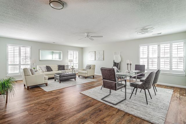 1110 Valley View Drive SW, Los Lunas, NM 87031