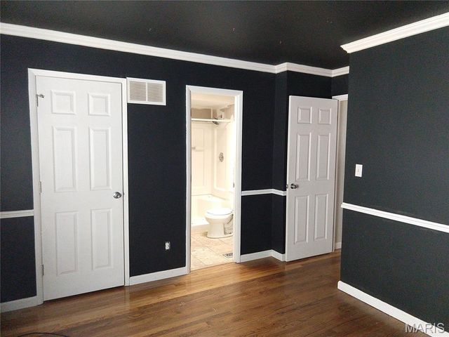 547 Blazedwood Drive, Ballwin, MO 63021