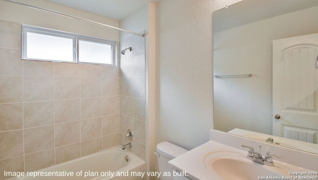 12811 El Arrayan, Converse, TX 78109