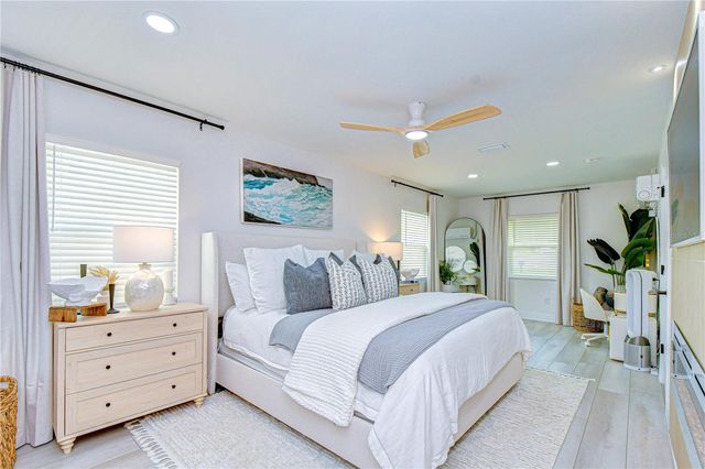 728 PRUITT DRIVE, Madeira Beach, FL 33708